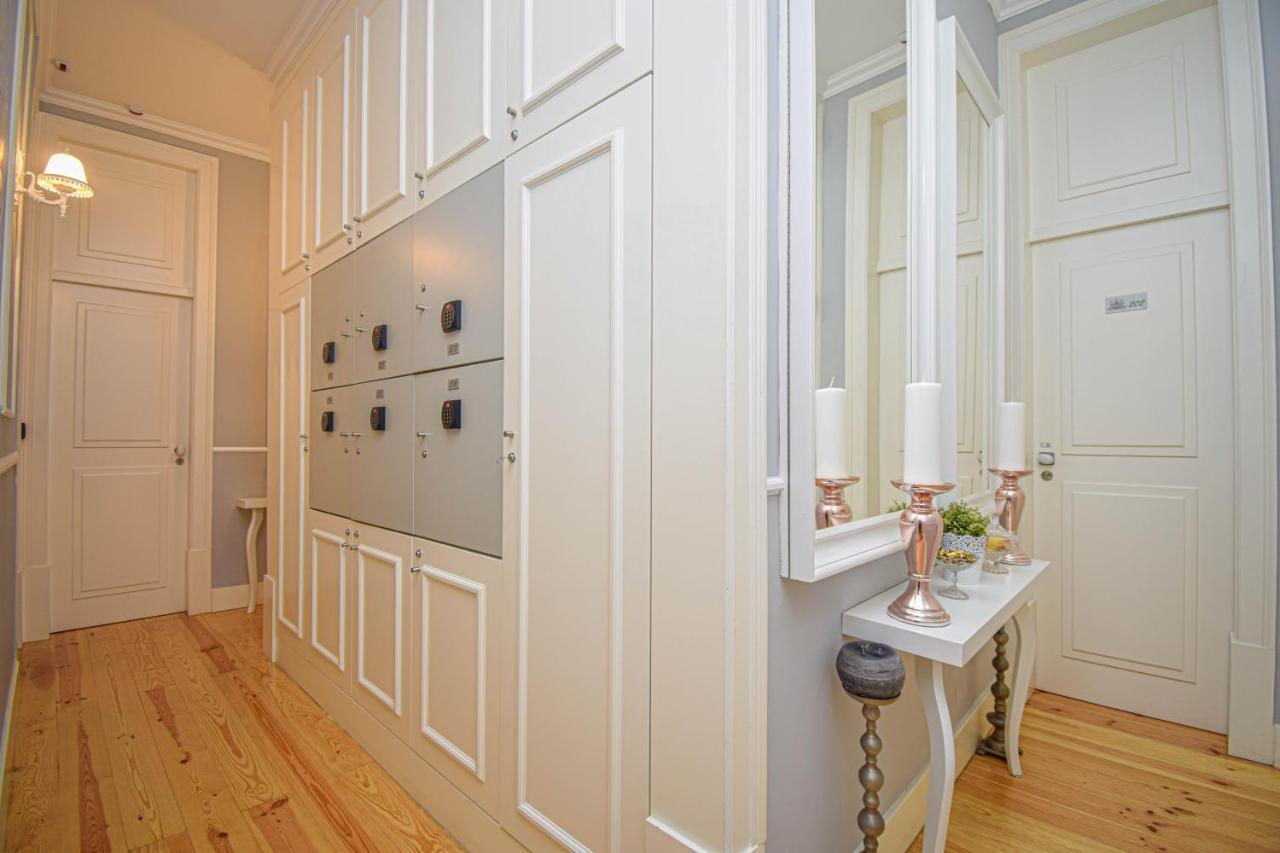 B In B Lisbon Downtown Suites מראה חיצוני תמונה