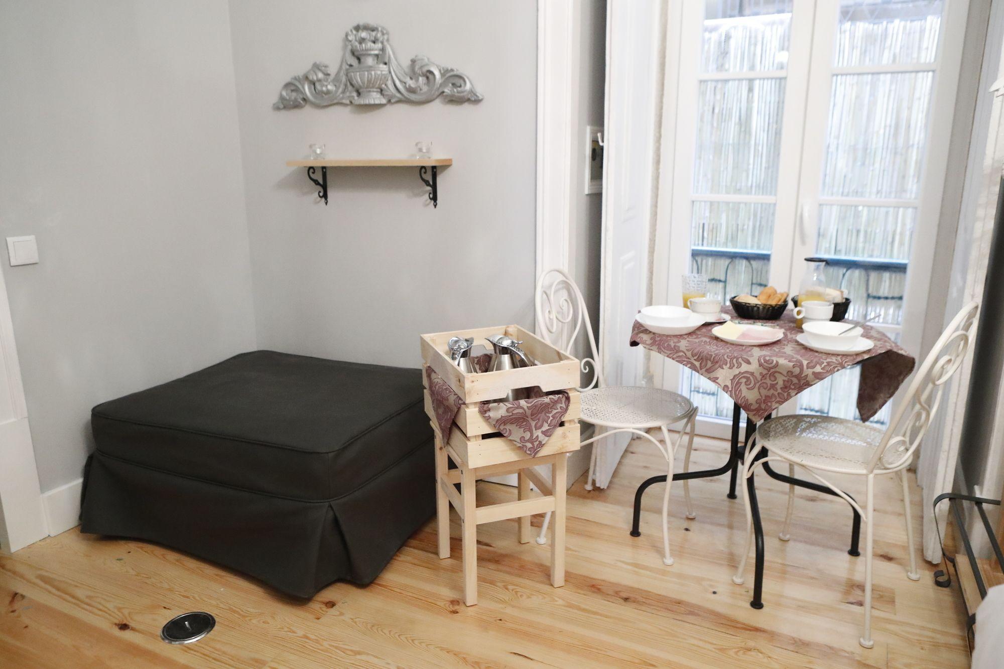 B In B Lisbon Downtown Suites מראה חיצוני תמונה