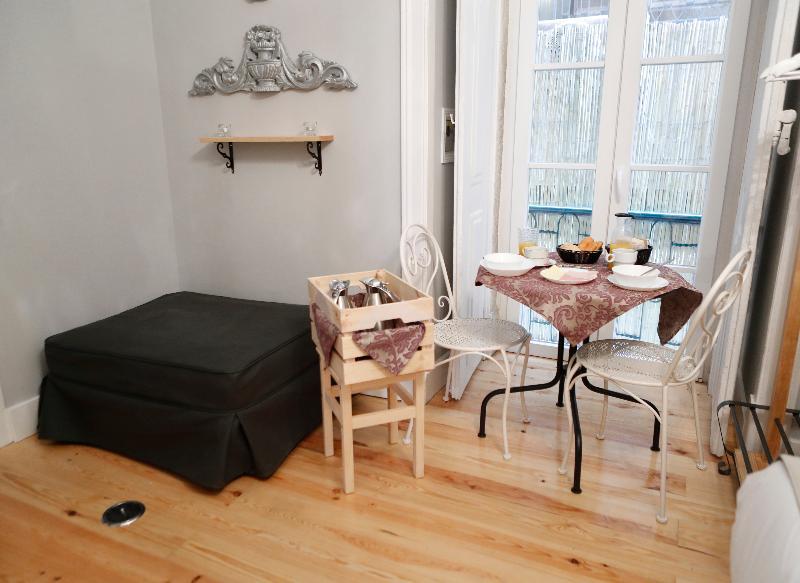 B In B Lisbon Downtown Suites מראה חיצוני תמונה