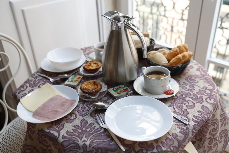 B In B Lisbon Downtown Suites מראה חיצוני תמונה