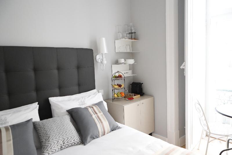 B In B Lisbon Downtown Suites מראה חיצוני תמונה